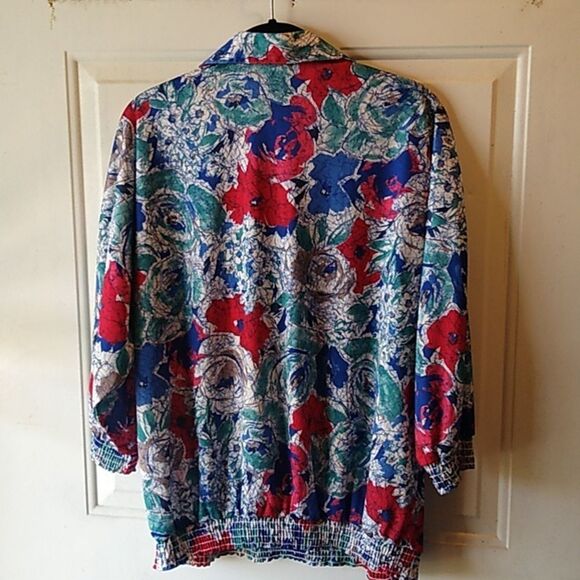 Gilda of California Casual Button Down Red and Blue Floral Elastic Waist - Picture 4 of 7